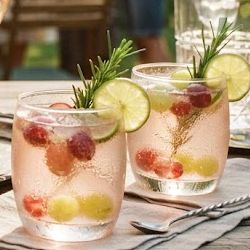 Punch cu vin rose