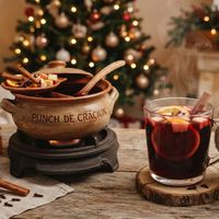 Punch de Crăciun cu vin roșu și mirodenii