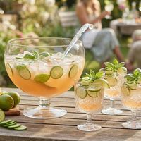 Punch de gin cu castraveți și pepene galben
